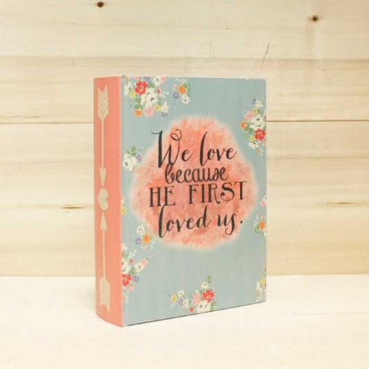 Caja libro We love 25cm
